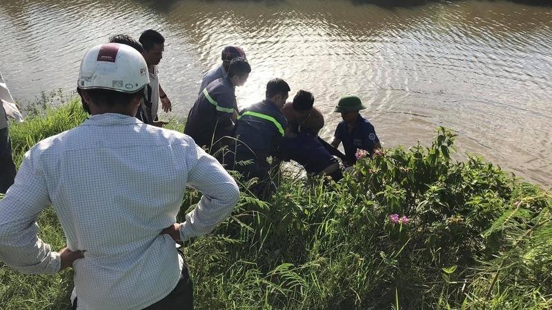 Nam thanh niên tử vong khi đi mò trai cùng bạn.