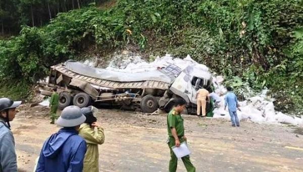 Tin giao thông đến sáng 15/10: Tai nạn khiến 3 người chết, 3 người bị thương