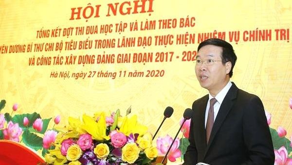  Trưởng ban Ban Tuyên giáo Trung ương Võ Văn Thưởng phát biểu tại Hội nghị.