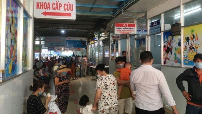 Khoa cấp cứu bệnh viện Nhi đồng 1 (TP HCM). Ảnh Tuổi trẻ.