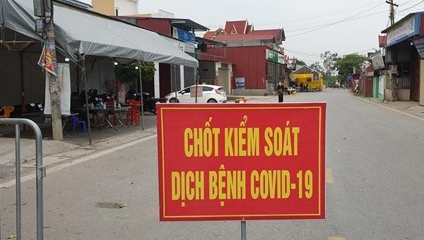 Chốt kiểm soát  dịch bệnh COVID-19 đặt tại xã An Hòa (huyện An Dương, Hải Phòng). Ảnh VTC News.