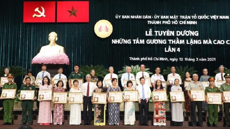 TP Hồ Chí Minh trao tặng bằng khen vinh danh 84 cá nhân có tấm lòng thầm lặng mà cao cả.