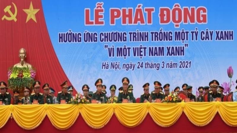 Các đại biểu dự lễ phát động.