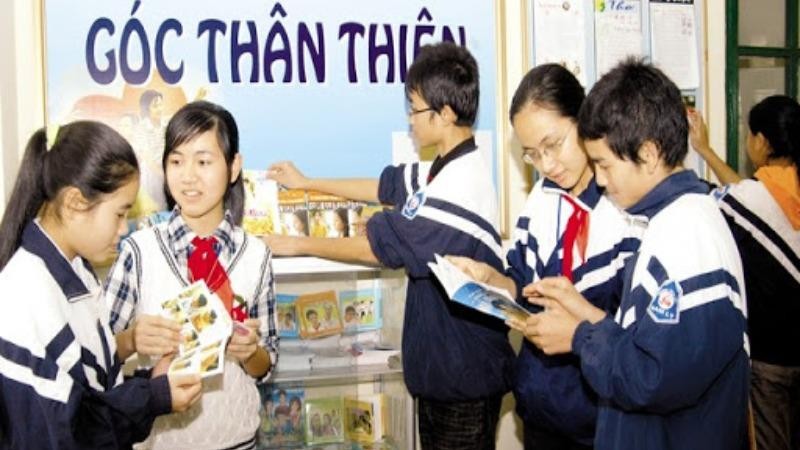 Trang bị kiến thức về sức khỏe sinh sản cho trẻ vị thành niên là rất cần thiết.