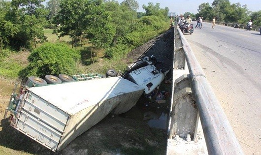 Hiện trường vụ tai nạn (Ảnh: A. Khoa)