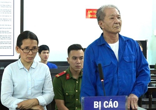 Các bị cáo tại phiên tòa xét xử vào ngày 11/6.