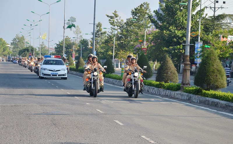 Công an Bến Tre hoàn thành đợt ra quân tấn công trấn áp tội phạm