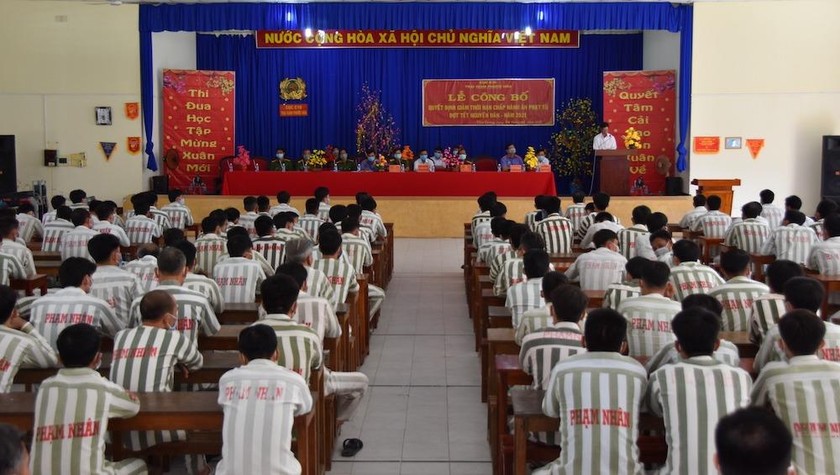 Bộ Công an công bố quyết định giảm thời hạn chấp hành án phạt tù cho 706 phạm nhân dịp Tết Nguyên đán 2021