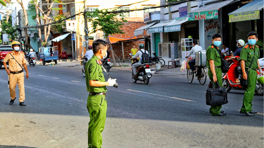 Một người đàn ông bị đâm tử vong chưa rõ nguyên nhân