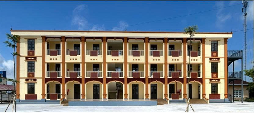 Nhà hiệu bộ 3 tầng và các hạng mục phụ trợ Trung tâm GDNN-GDTX huyện Xuân Trường.