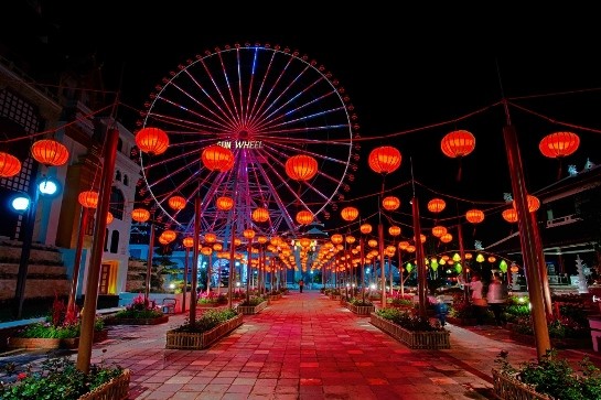 Asia Park xác lập kỷ lục “Con đường đèn lồng dài nhất Việt Nam”