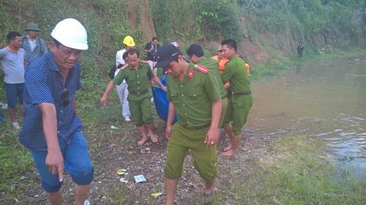 Chủ đầu tư cùng các lực lượng chắc năng đang cố gắng tìm kiếm tiếp nạn nhân thứ 2 mất tích, khắc phục hậu quả do sự cố gây ra