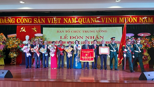 Lễ đón nhận danh hiệu Anh hùng LLVTND