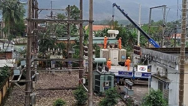 Nâng công suất Trạm trung gian 35kV Trà Bồng (T11).