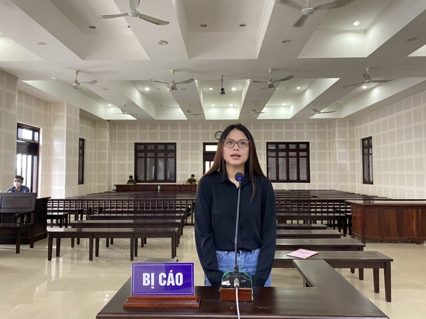Bị cáo Nguyễn Thị Thùy Trang tại phiên tòa.