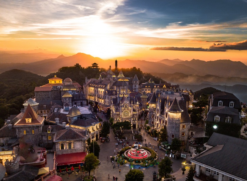 Sun World Bà Nà Hills, nơi tái hiện châu Âu giữa đỉnh núi Chúa.