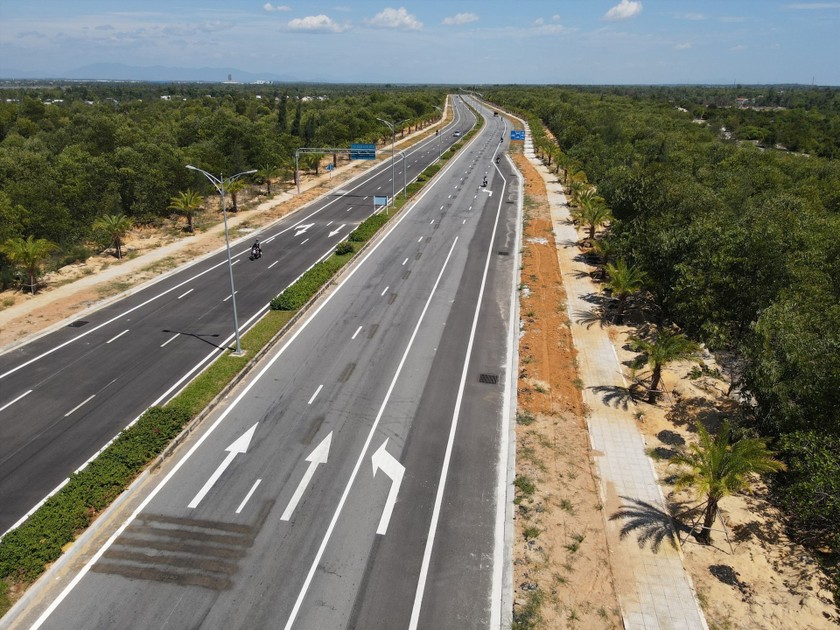 'Tính chuyện' xây dựng tuyến đường sắt đô thị tốc độ cao nối sân bay Đà Nẵng – Chu Lai