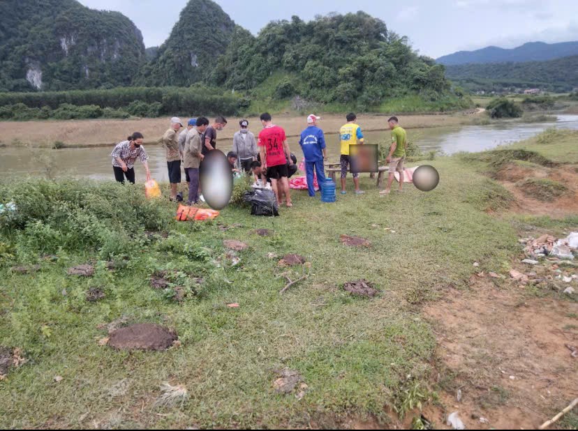 Thi thể 1 phụ nữ bị nước cuốn khi đi soi ếch được tìm thấy lúc 5h hôm nay, 15/6.