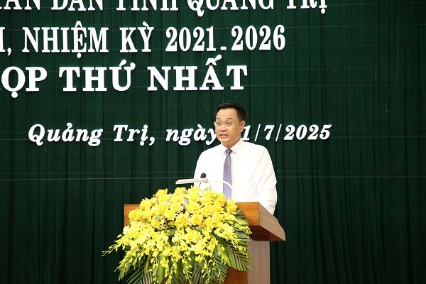 Ông Lê Ngọc Quang, Bí thư Tỉnh ủy Quảng Trị phát biểu gợi mở 6 nhóm nhiệm vụ trọng tâm tại kỳ họp sáng nay 1/7.