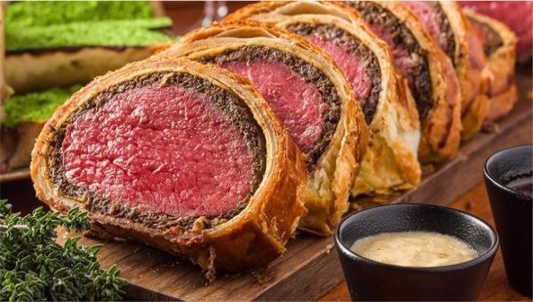 Bò cuốn Wellington - “Vua” của bàn tiệc sang trọng ở châu Âu