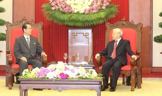 Tổng Bí thư Nguyễn Phú Trọng tiếp Lãnh đạo Đảng Lao động Triều Tiên.
