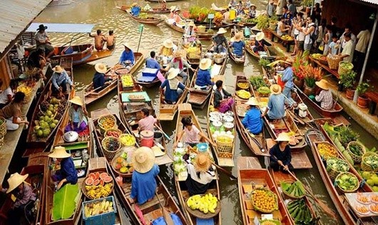 Chợ quê ngày Tết