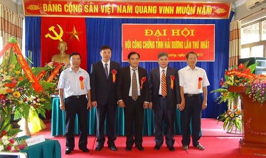 Thấy gì qua việc lập  các Hội công chứng?