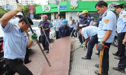 Chủ trương và hành động