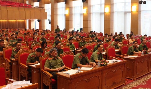 Toàn cảnh Hội nghị.