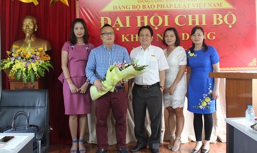 Chi ủy Khối Nội dung nhiệm kỳ 2017-2019 ra mắt Đại hội.