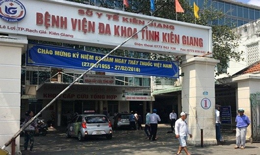 Kiên Giang: Tạm đình công tác bác sĩ đuổi bệnh nhân về nhà