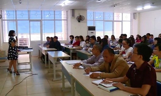 Một buổi học của lớp đào tạo chung nguồn thẩm phán, kiểm sát viên, luật sư khóa 1.