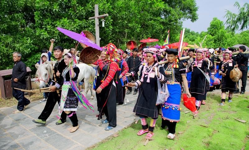 Sắc Xuân trên mọi miền Tổ quốc