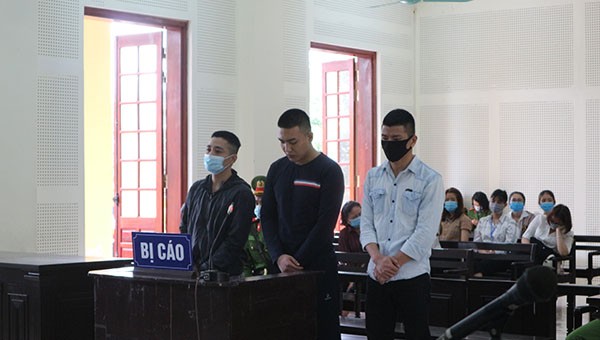 3 bị cáo tại tòa