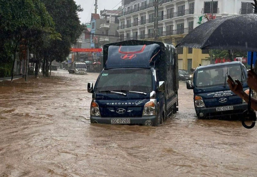 Bão số 3 gây ra mưa lớn, sạt lở, ngập úng tại tỉnh Sơn La. Ảnh: Người dân cung cấp