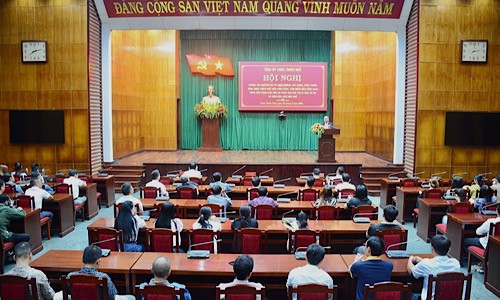 Quang cảnh hội nghị.