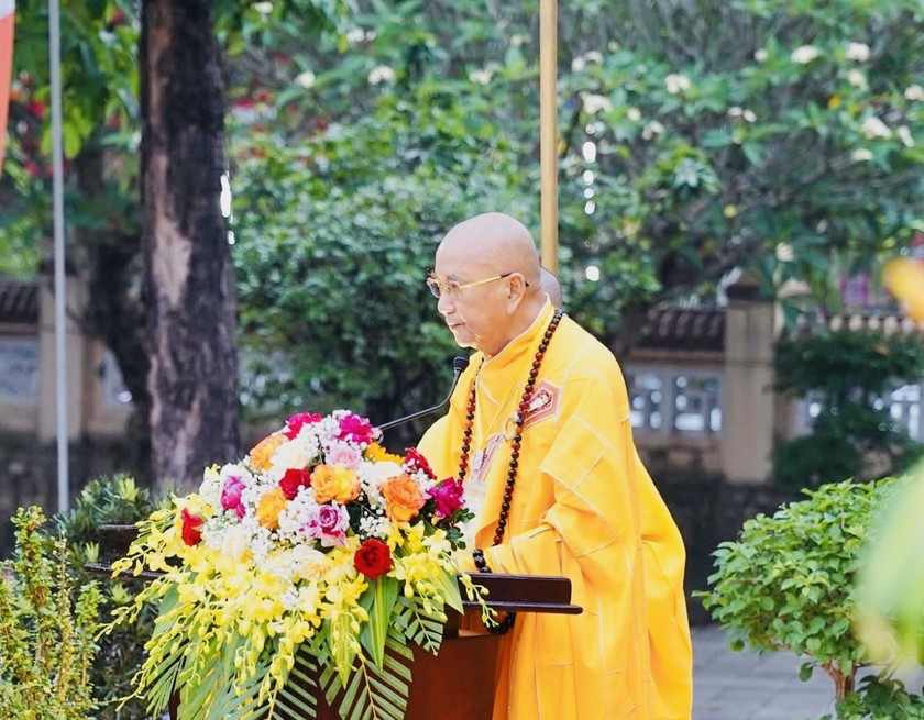 Hoà thượng Thích Khế Chơn cung tuyên Thông điệp Đại lễ Phật đản - Phật lịch 2569 của Đức Pháp chủ GHPGVN.