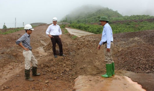 Công ty CP An Phú đang chỉ đạo khắc phục sự cố chảy tràn làm cá chết.