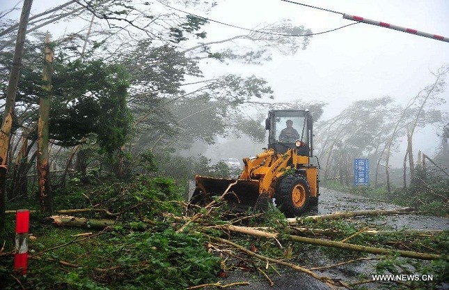 Rammasun - cơn bão mạnh nhất đổ bộ vào  Hải Nam trong 40 năm qua