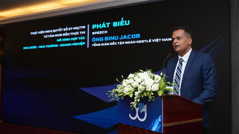 Ông Binu Jacob - Tổng giám đốc Nestlé Việt Nam nhấn mạnh Nestlé tin vào sức mạnh của tuổi trẻ, đổi mới sáng tạo và chuyển đổi số