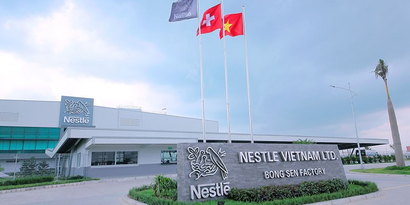 Nestlé Việt Nam tôn trọng hướng dẫn của các cơ quan chức năng về việc diễn giải thông tin trên bao bì của sản phẩm