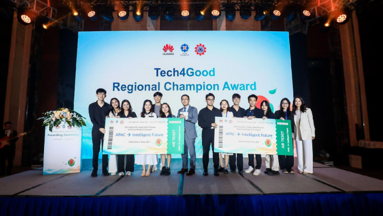 Đội Việt Nam và đội Campuchia cùng xuất sắc giành giải Nhất tại cuộc thi Tech4Good, vượt qua 23 đội đến từ 23 quốc gia để tiến vào vòng Chung kết toàn cầu.