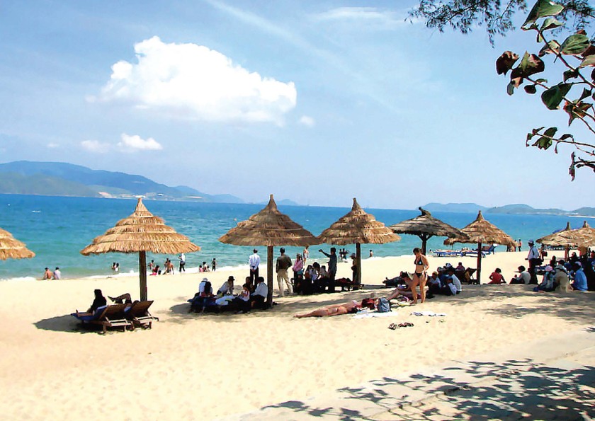 Du lịch biển Đà Nẵng thu hút khách du lịch 