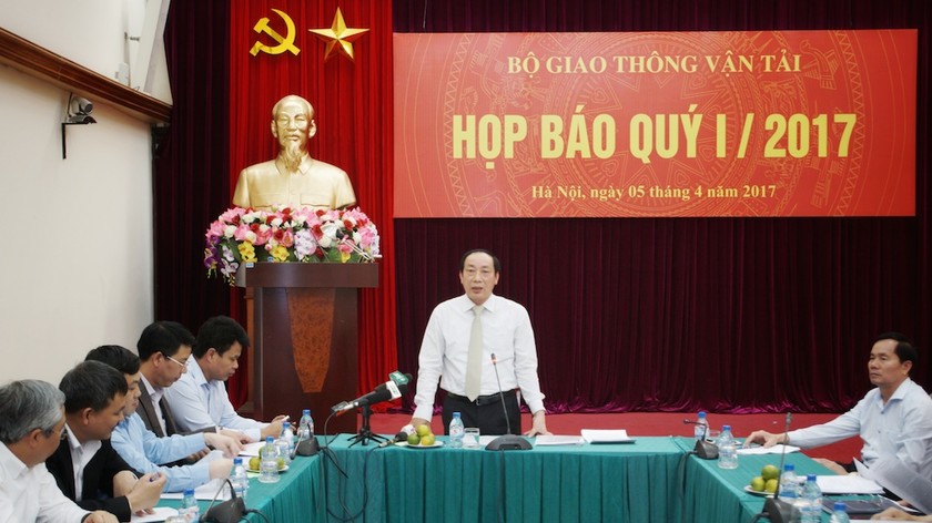 Bộ GTVT đến giờ này vẫn chưa có một phát ngôn chính thức nào về việc sáp nhập, hợp nhất các PMU