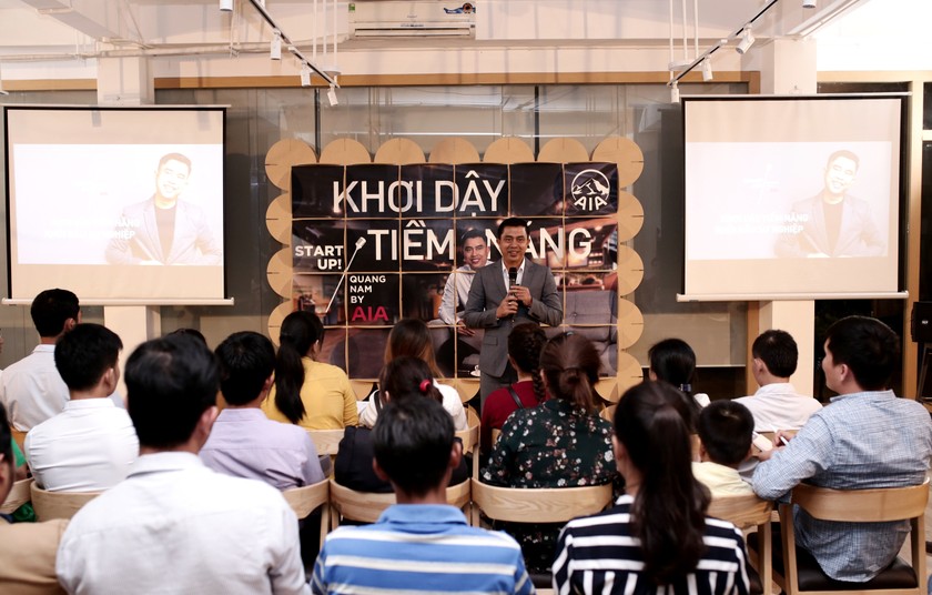Giám đốc Văn phòng Tổng Đại lý AIA Quảng Nam Bùi Ngọc Hà chia sẻ tại sự kiện