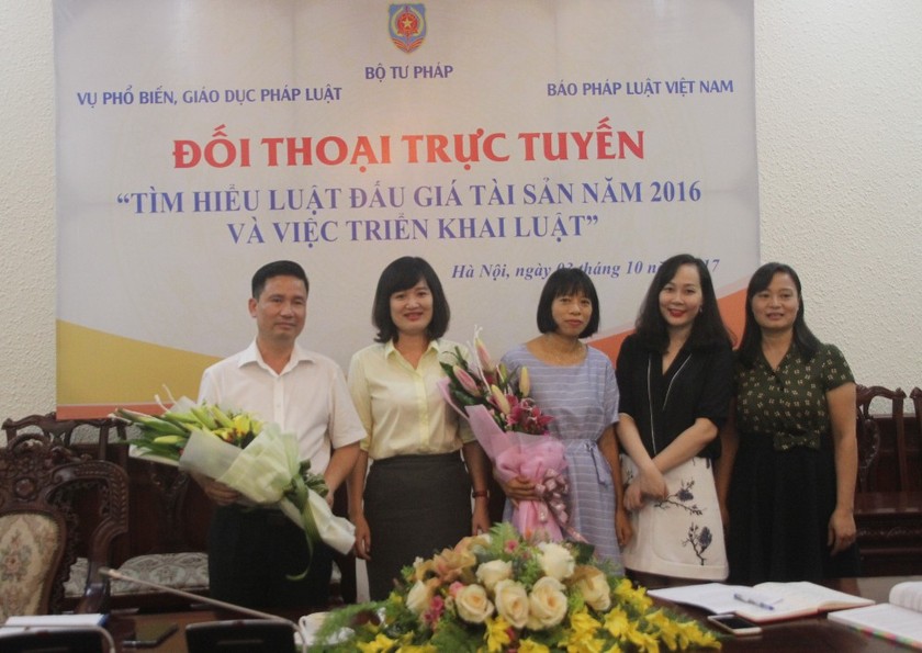 Đối thoại trực tuyến về Luật Đấu giá tài sản năm 2016