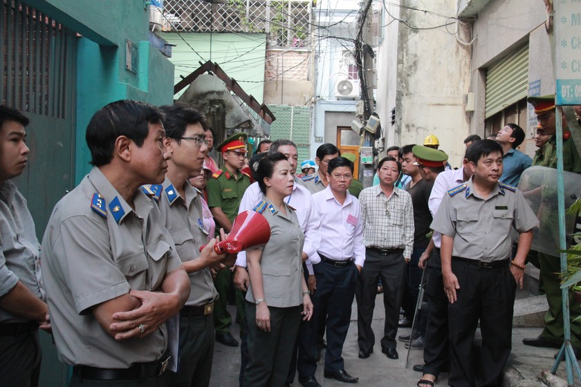 THADS và các lực lượng chức năng tại cuộc cưỡng chế.