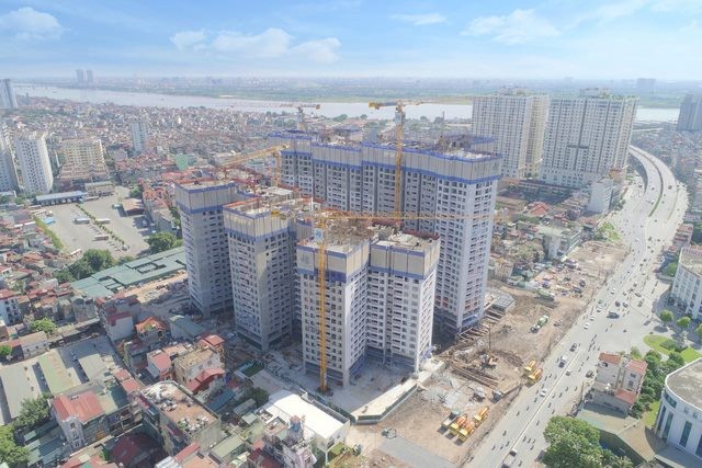 Imperia Sky Garden đã chính thức cất nóc tòa đầu tiên