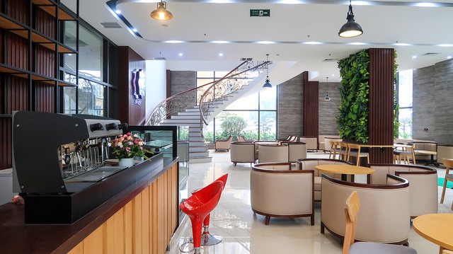 Mở đầu chuỗi dịch vụ của Sunshine Group, S’cafe Palace lộng lẫy ngày khai trương - Ảnh 2. Mở đầu chuỗi dịch vụ của Sunshine Group, S’cafe Palace lộng lẫy ngày khai trương - Ảnh 2.