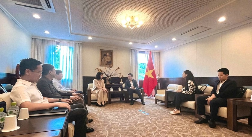 Ông Phạm Quang Hiệu, Thứ trưởng Bộ Ngoại giao, Đại sứ Việt Nam tại Nhật Bản tiếp và làm việc với đoàn công tác
